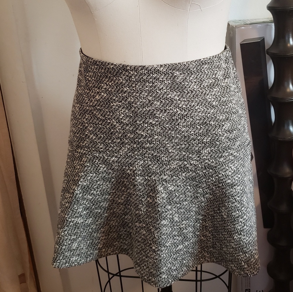 NWOT Tweed skirt
